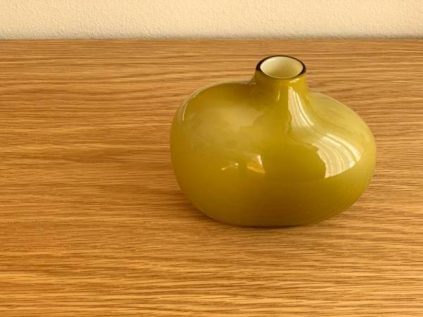 KINTOの一輪挿し「SACCO」で暮らしを豊かに。[PR]