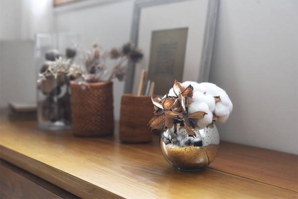 クリスマスシーズン到来！マットゴールドで彩る大人のクリスマス特集[PR]