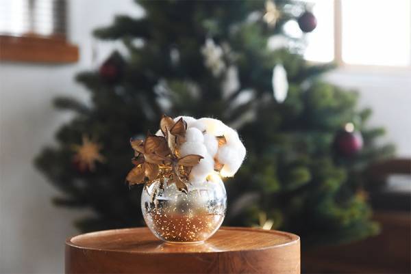 クリスマスシーズン到来！マットゴールドで彩る大人のクリスマス特集[PR]