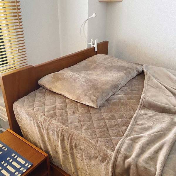 2020年冬、インスタグラマーさんたちの「伝説の毛布」寝室コーデ集 第2弾[PR]