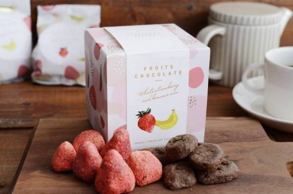 クリスマス前にプレゼントしたい。大人女子へ贈るプチギフト特集[PR]