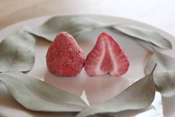 クリスマス前にプレゼントしたい。大人女子へ贈るプチギフト特集[PR]