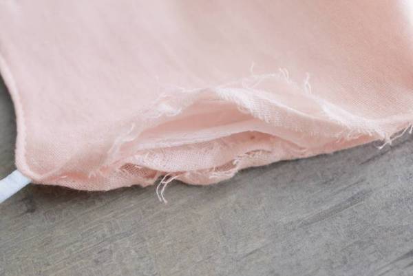 メディアも注目！マスクで乾燥肌ケア、ふわっと優しい「保湿できる布マスク」[PR]