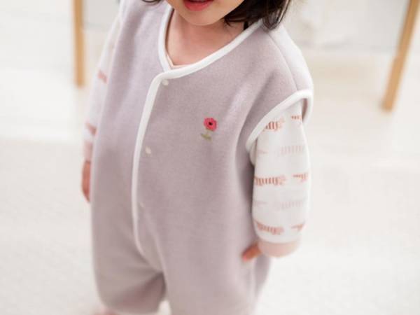 ママインスタグラマーさんが選ぶ【シンプルデザインの子どもアイテム4選】[PR]