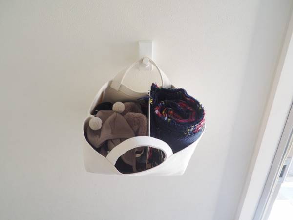 小物収納に便利。何個でも持っていたくなる「目隠しできる収納トート S」[PR]