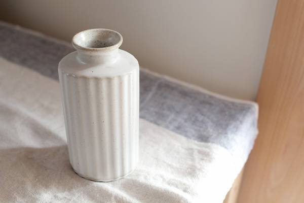 技術もセンスも不要。「北欧風フラワーベース」で、もっと気軽に花のある暮らしを[PR]