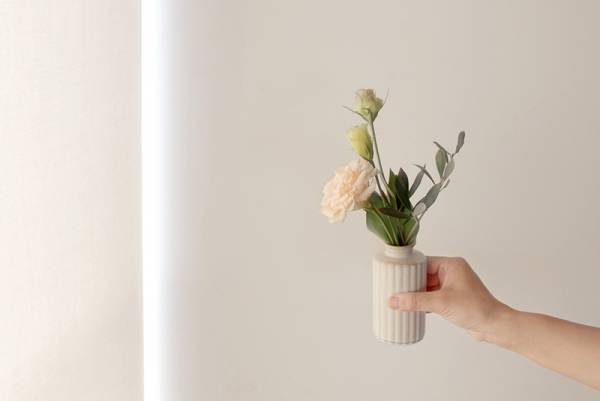 技術もセンスも不要。「北欧風フラワーベース」で、もっと気軽に花のある暮らしを[PR]