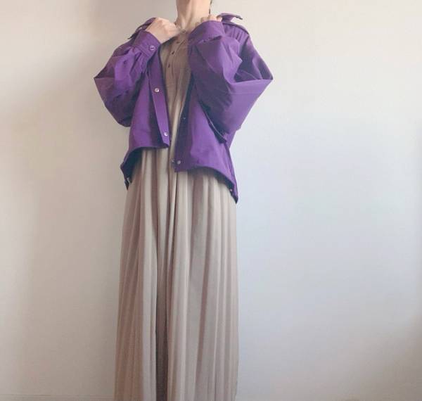 今、買い足すべきは「春先主役」がキーワード。 アウターで表情が変わる「リラックスワンピース」[PR]