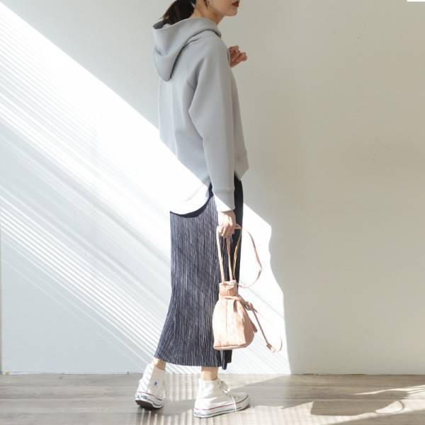 ワードローブに春を！今の暮らしにしっくりくるファッションアイテム５選[PR]