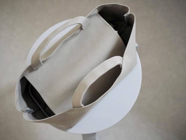 生活感を減らして、整える。今取り入れたい「目隠しできる収納トート」って？[PR]