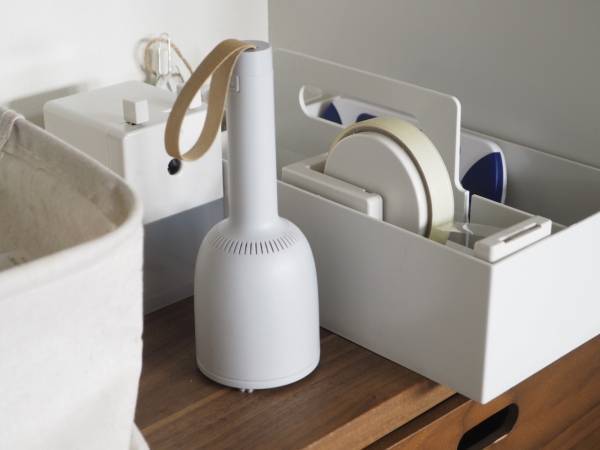 子どもも大人も楽しくラクに使える！１台２役の実力派ミニ掃除機「バキューミ」[PR]