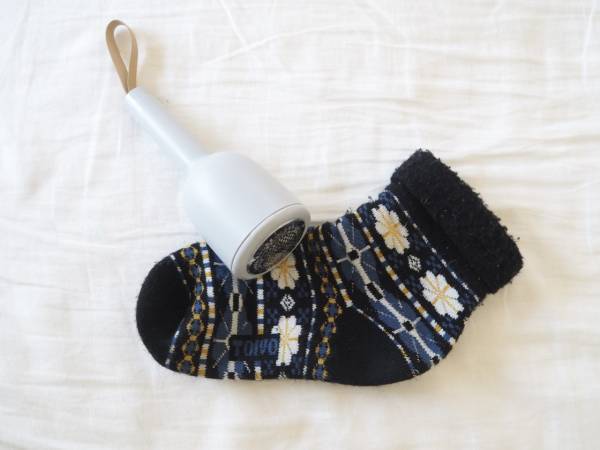 子どもも大人も楽しくラクに使える！１台２役の実力派ミニ掃除機「バキューミ」[PR]