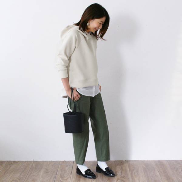 【リニューアル】ハトメ付きパーカー×本店限定タンク合わせのスタッフコーディネートをご紹介[PR]