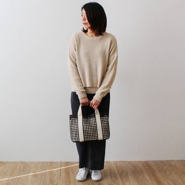 春服！まず買い足すならコレ「旬顔ニットレイヤード」4人のスタッフの試着レポ[PR]