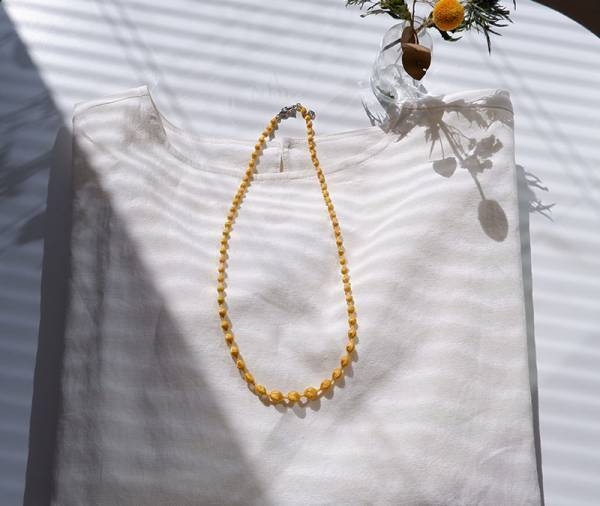 大人女性の新定番、「マスクコード」で外したマスク問題スマートに解決[PR]