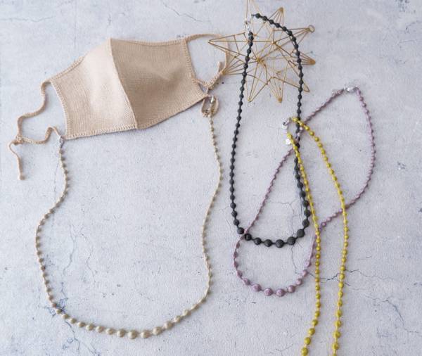 大人女性の新定番、「マスクコード」で外したマスク問題スマートに解決[PR]