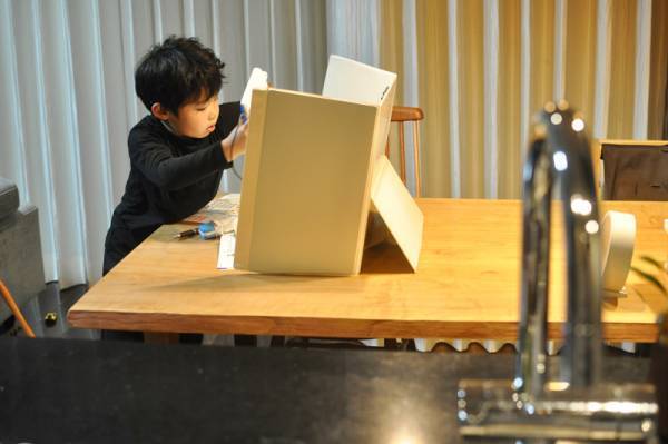 【リビング学習】集中できる勉強ブースが大活躍！ 子どもの勉強とママの夕飯作りがはかどりました