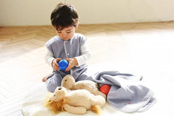 「ママ、もうフリース暑いよ〜」人気のkukka ja puu(クッカヤプー)スリーパーに春夏新色ガーゼタイプ登場♪[PR]