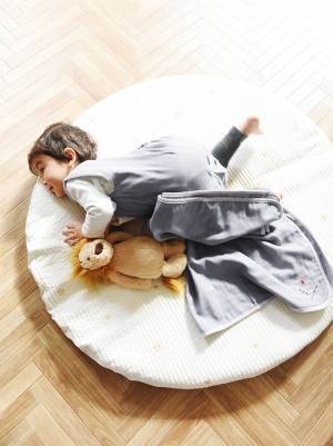 「ママ、もうフリース暑いよ〜」人気のkukka ja puu(クッカヤプー)スリーパーに春夏新色ガーゼタイプ登場♪[PR]