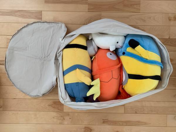 よりコンパクトに。bon moment（ボンモマン）の「リビングクッションになる掛け布団収納ケース」にラウンド型が登場！[PR]