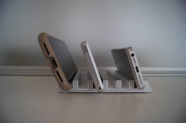 tower「タブレットスタンド」でわが家の充電ステーションをつくろう。[PR]