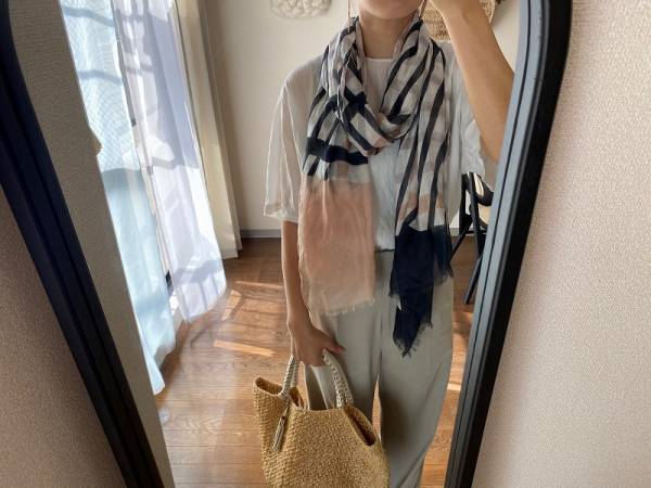 付けない派の私が選んだ、コーデいらずの「シルク混ストール」[PR]