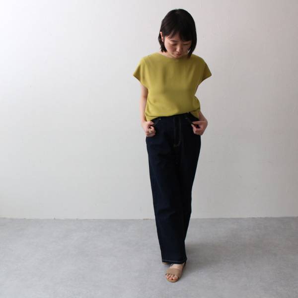 楽ちんなのに今年っぽい！見つけた、私のベストなデニム。【体型別スタッフコーディネート帖】[PR]