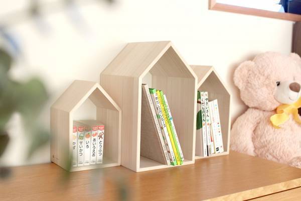 ゴチャゴチャ絵本がようやくスッキリ。子どもが読みたくなる「本の家」[PR]