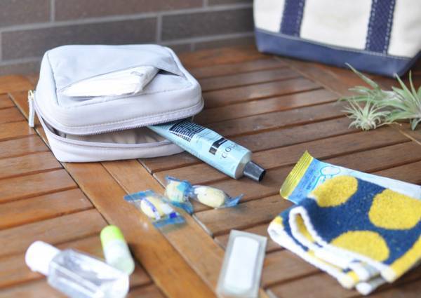 無印みたいな統一感！bon moment でバッグの中をそろえてみたら。[PR]