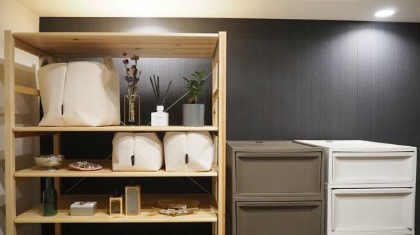 夫婦2人暮らし、コンパクトだけど楽しめる「リビング整理収納術」[PR]