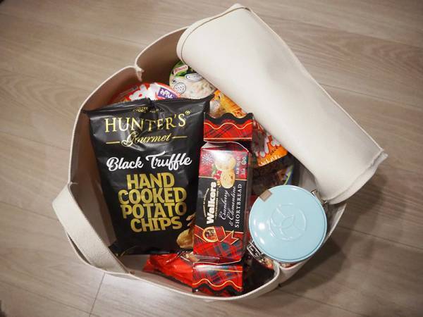 夫婦2人暮らし、コンパクトだけど楽しめる「リビング整理収納術」[PR]