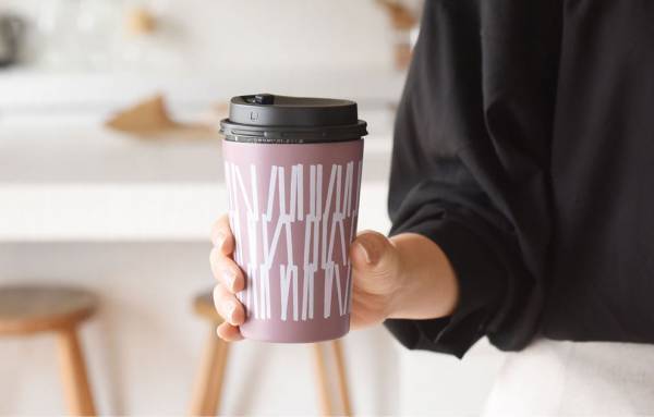 コンビニコーヒーそのままIN。飲み切るまで氷が生きてる幸せ♪ 「ボンモマン　保冷タンブラー」使用レポ[PR]