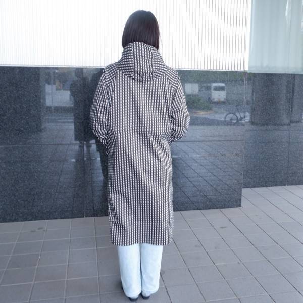 しっかり防水？ファッション性？暮らしに合わせて選びたい、「レインコート」あなたはどっち？[PR]