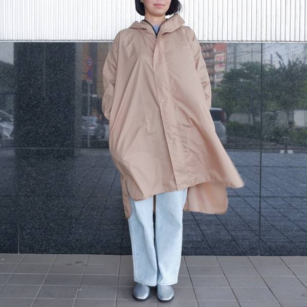 しっかり防水？ファッション性？暮らしに合わせて選びたい、「レインコート」あなたはどっち？[PR]