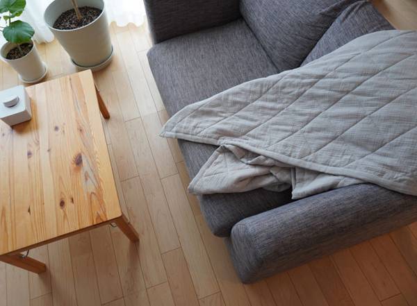 ボンモマン×シンプルホーム、初コラボ企画！こだわりを詰め込んだ 「やわらかマルチカバー」誕生秘話[PR]