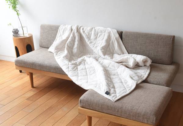 ボンモマン×シンプルホーム、初コラボ企画！こだわりを詰め込んだ 「やわらかマルチカバー」誕生秘話[PR]