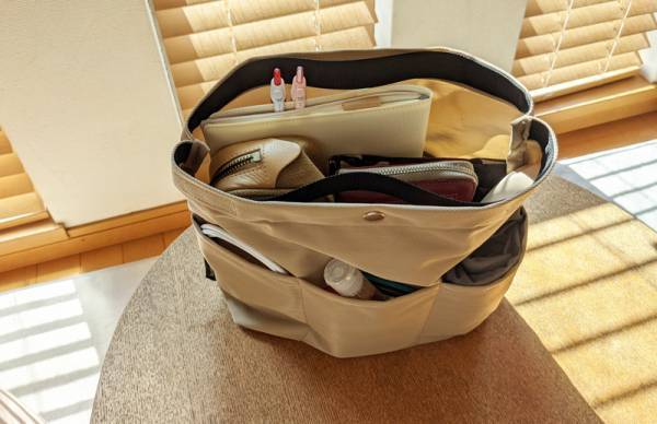 夏の新色「ライラック」登場！ボンモマンのバッグインバッグ　愛用スタッフの使い方[PR]