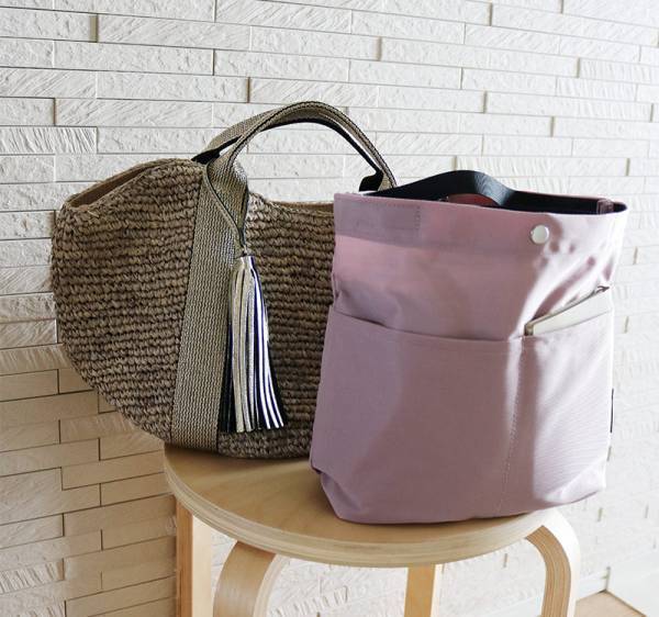 夏の新色「ライラック」登場！ボンモマンのバッグインバッグ　愛用スタッフの使い方[PR]