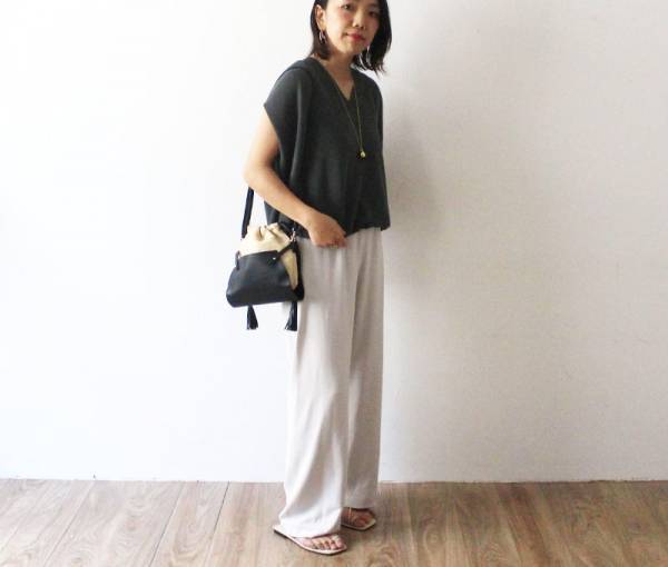 合わせやすさ抜群の万能ジュートバッグ！スタッフコーディネート集[PR]