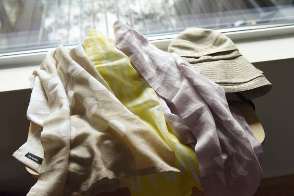 どう使いこなす？アンジェ今夏の2大「ひんやりタオル」を徹底比較！[PR]