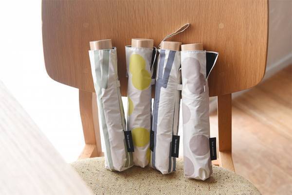 いつものバッグにスッキリ収まる。毎日持ちたくなる「bon moment 晴雨兼用の折りたたみ傘」[PR]