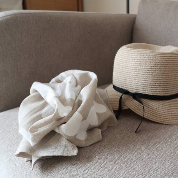 暑い夏を巻いて涼しく、人気のひんやりタオルをスタッフが試してみました。[PR]