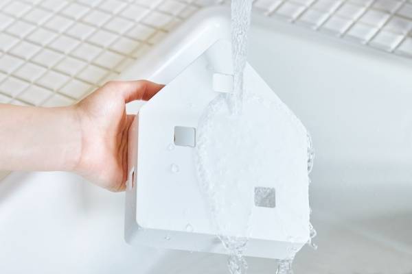 もう忘れない。なくさない。ディスプレイ感覚で収納できる「マスクのおうち」[PR]