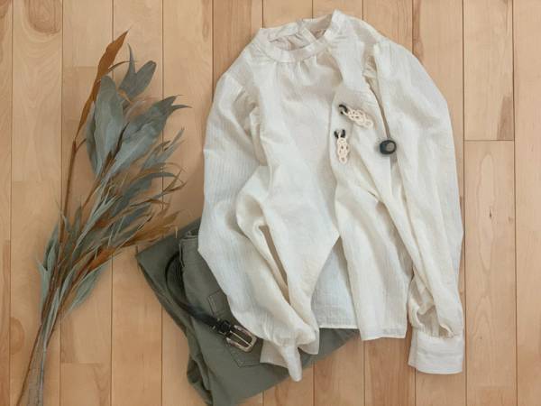 やさしくて上質なアクセサリー。MSNOM(ムスノム) の２WAYイヤリング/ピアス。[PR]