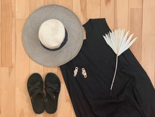 やさしくて上質なアクセサリー。MSNOM(ムスノム) の２WAYイヤリング/ピアス。[PR]