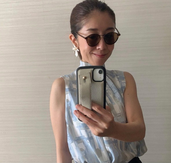 40代、念願のサングラスデビュー。 【再再再販】大人気アイテムで新しい自分を発見！[PR]