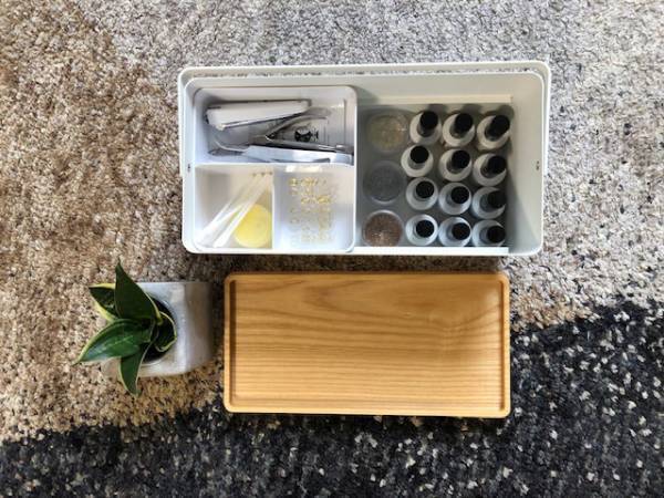 細々アイテムをひとまめ。ネイルやアロマの小物収納にもぴったりだった「tower 裁縫箱」[PR]