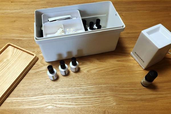 細々アイテムをひとまめ。ネイルやアロマの小物収納にもぴったりだった「tower 裁縫箱」[PR]