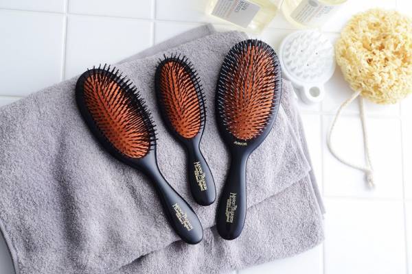 40代の傷んだ髪質に変化あり！ブラシ界のロールスロイス「メイソンピアソン」を使ってみました[PR]