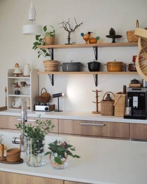 10年後も長く愛用したくなる「±0（プラスマイナスゼロ） LEDスタンドライト」インスタグラマーさんの使い方[PR]